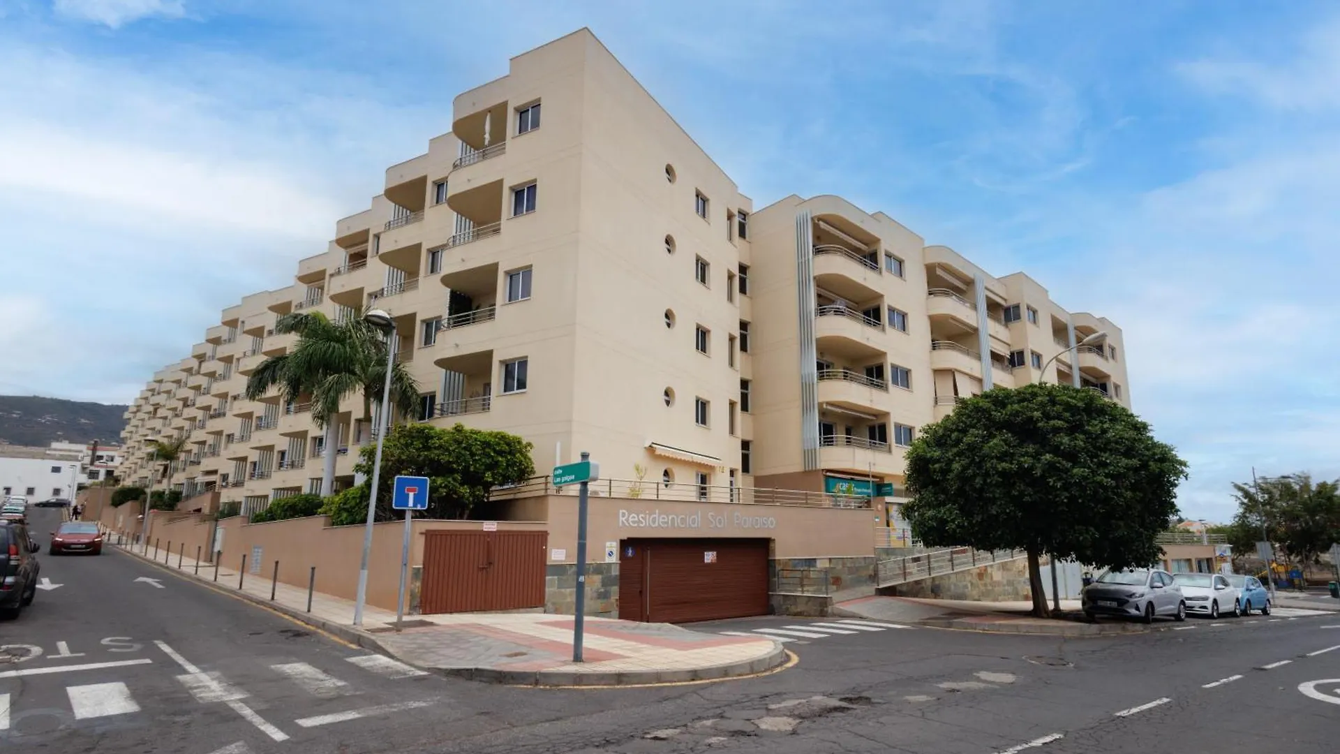 Modern 2 Bed Sea View Apartment Pool Access Costa Adeje